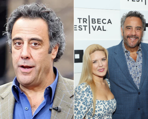Brad Garrett age