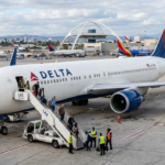 Delta Flight DL275 Diverted LAX