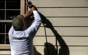 How Do You Know When Your Home's Siding Needs to Be Replaced?