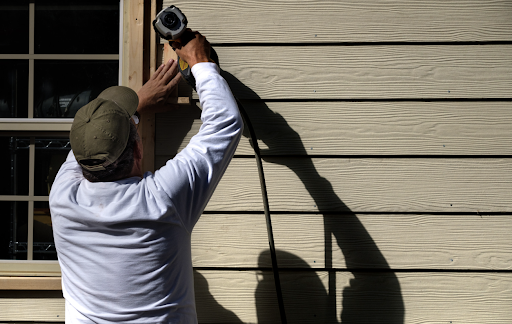 How Do You Know When Your Home's Siding Needs to Be Replaced?